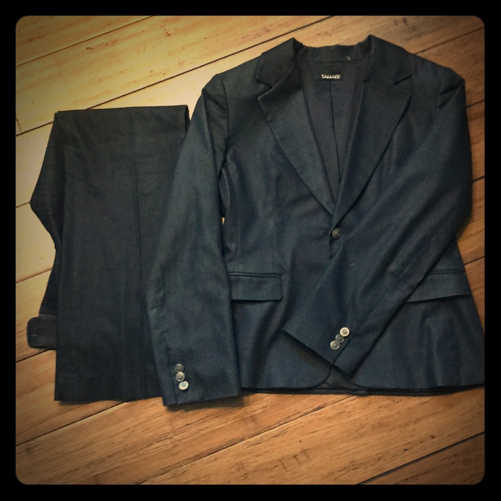 Tahari dark denim pant suit